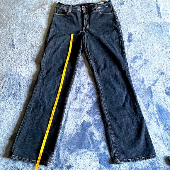 Not your daughter jeans “ lift and tuck tech” size 6p women - Picture 3 of 11